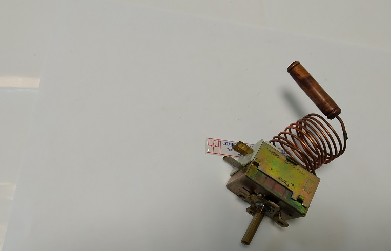 Imagen Termostato 0-90º. Capilar 90 Cm. Bulbo 40X10 mm.