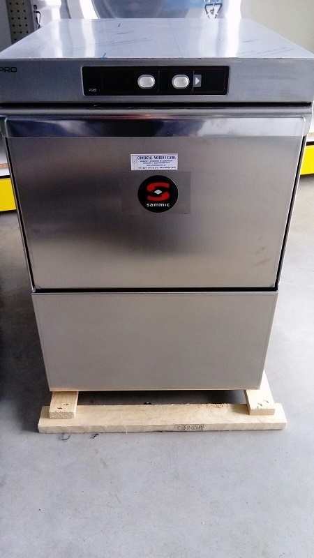 Imagen LAVAVASOS Cesta 35X35 Modelo P-35. SAMMIC 220 m/m.