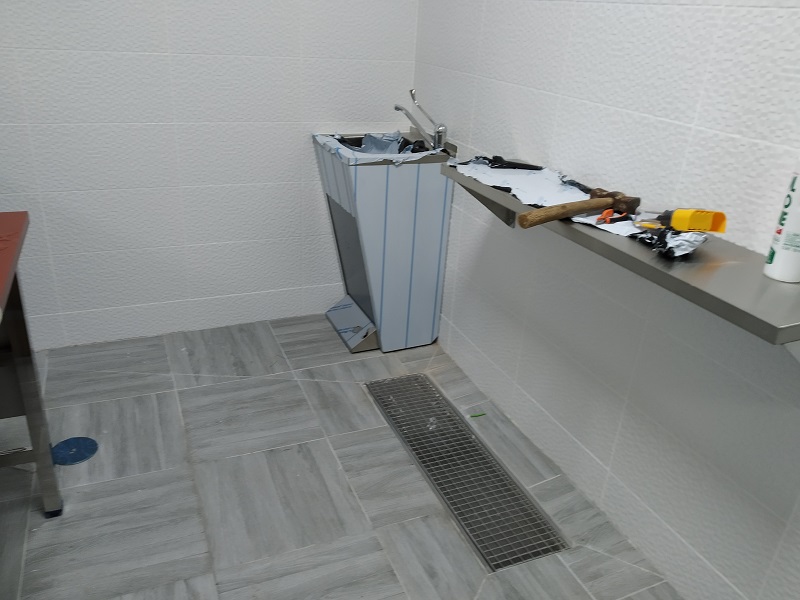 Imagen Lavamanos Acero Inox. 45X45X85 Cm. Con grifo monomando