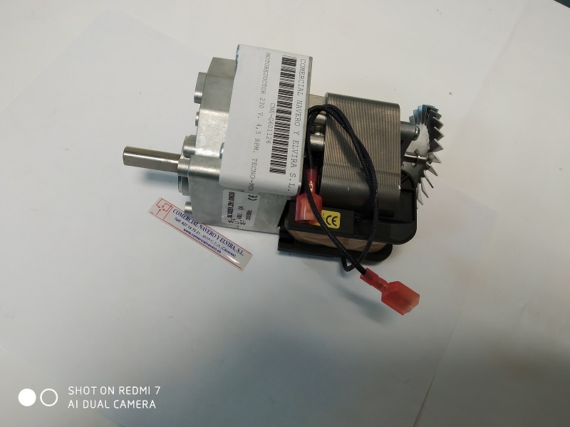 Imagen Motorreductor 4,5 RPM. 230 V. Asador Pollos TECNO MCM