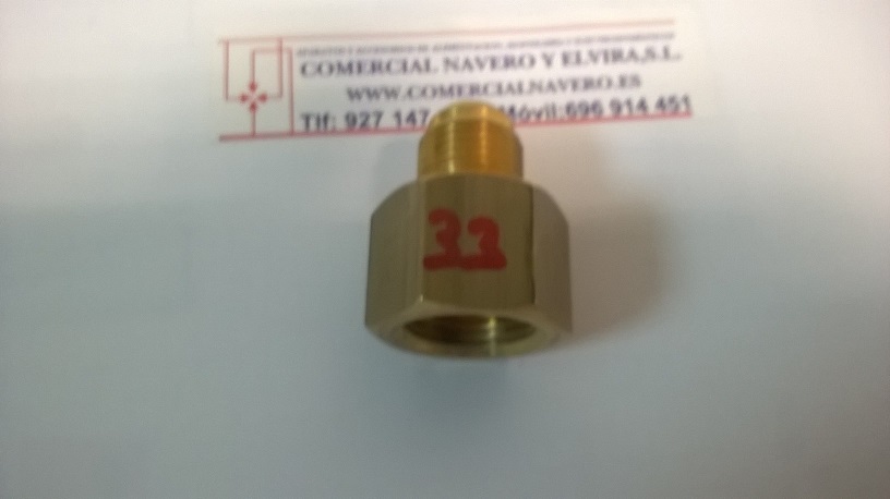 Imagen Reducción SAE 3/8 Macho 1/2 Hembra 