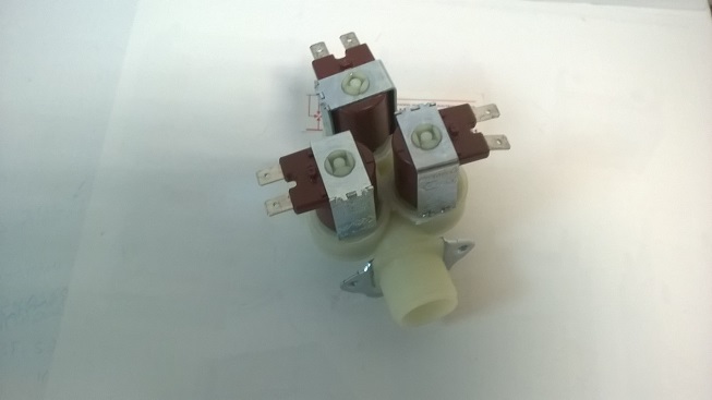 Imagen ELECTROVALVULA 3 VIAS 180º. 12 mm.