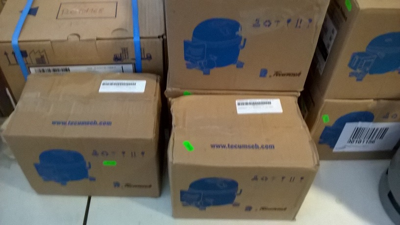 Imagen Compresores comerciales U. H. Tecunsek. R-134. R-404