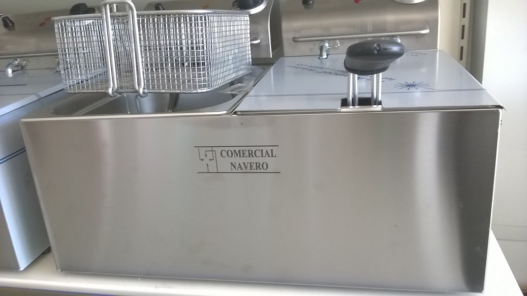 Imagen FREIDORA 8+8 L. 4+4 KW. 230 V. 2 CESTAS 