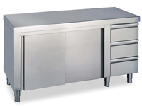 Imagen Mesa central con puertas y cajonera
